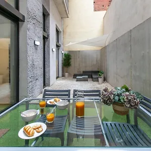 Chic And Modern In Gracia , Barcelona España